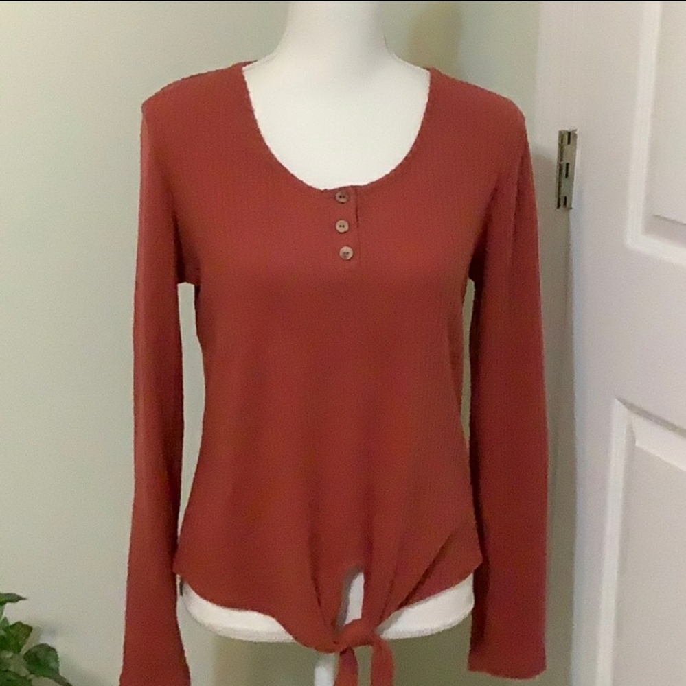 Paper Crane Knot front Top